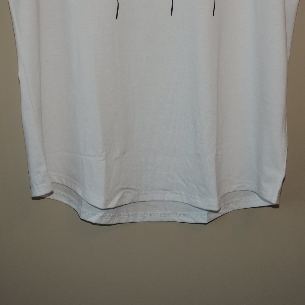 Boho T - Picture 3 of 3